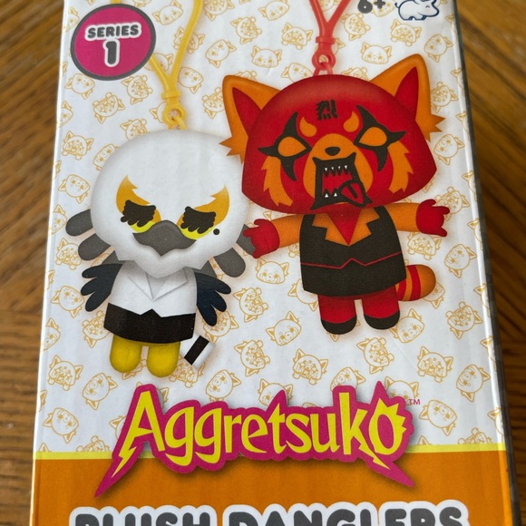 Aggretsuko Series 1 Plush Dangler & Series 2 Chibi in Motion - Picture 6 of 8